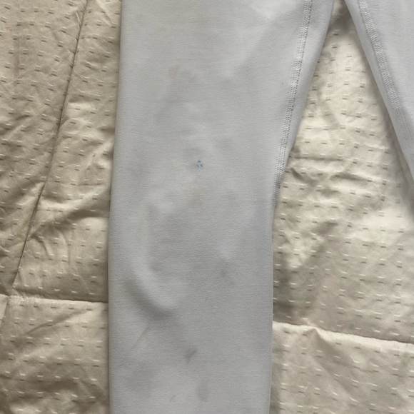 90 degree white leggings :) - Picture 4 of 6